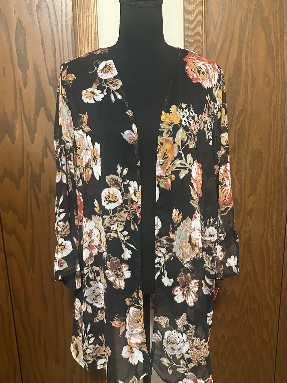 NWT Xhilaration Black Floral Open-Front Kimono with Multicolor Blooms